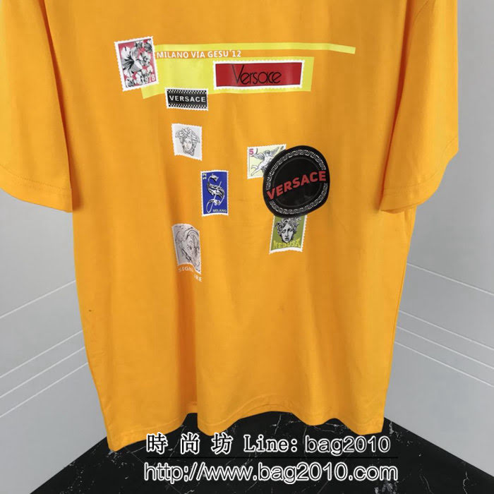 VERSACE範思哲 19ss早春新款 純棉短袖 最新多logo印花圖案 高版本情侶款 ydi2163